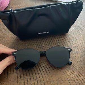 Gentle Monster black women’s sunglasses